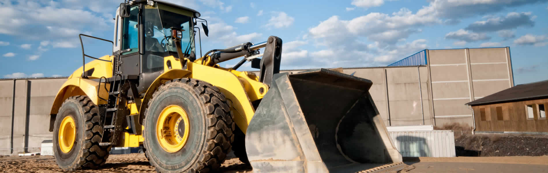 Lease construction equipment thru United Lease and Finance because we have flexible payment plans and more.